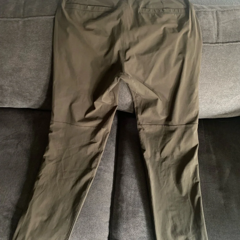 Lululemon Women's Casual Olive Green Pants in Size 8 - Picture 5 of 9
